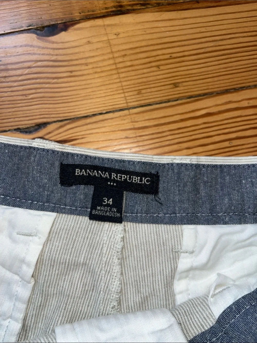 Banana Republic lightweight versatile